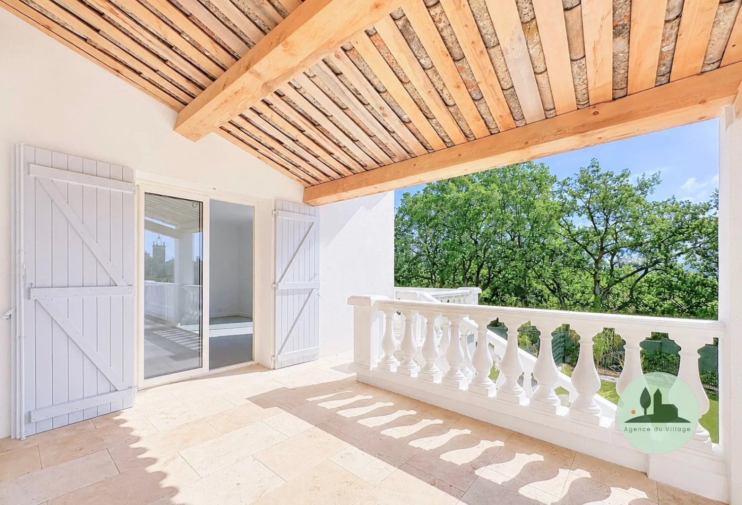 La Roquette-sur-Siagne — Esprit maison, volumes familiaux, terra — photo 1