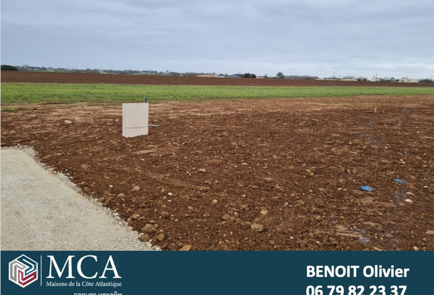 Terrain à bâtir à Bussac-sur-Charente (17100) — photo 1