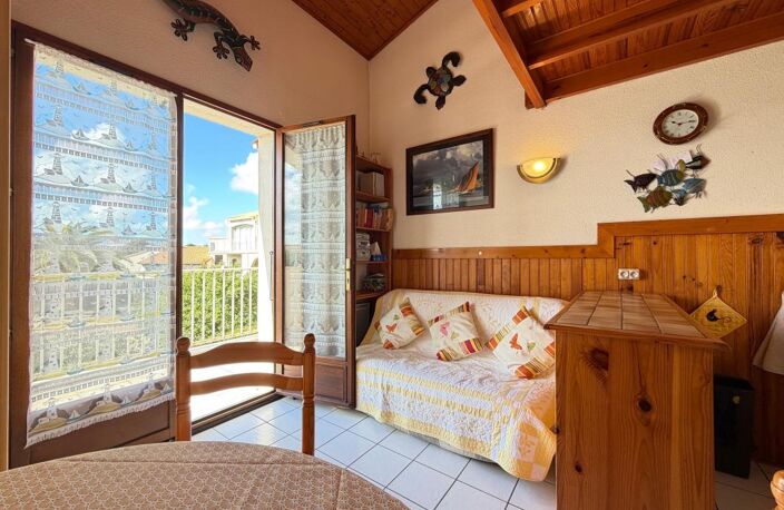 APPARTEMENT à 450 m Plage de Pontaillac — photo 3