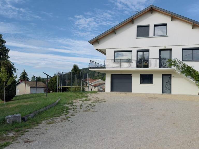 Maison de village sur CONDAMINE (01) — photo 1