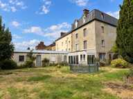 LISIEUX – Maison de caractère, 7 chambres, jardin et vue dégagée, proche centre ville — photo 2