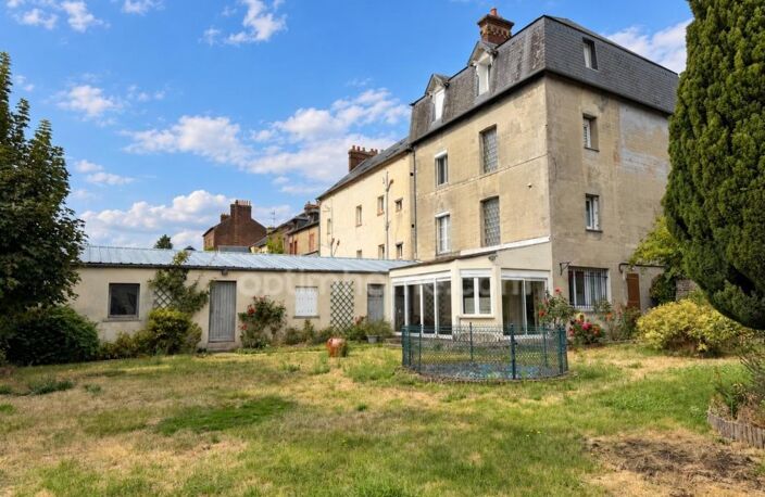LISIEUX – Maison de caractère, 7 chambres, jardin et vue dégagée, proche centre ville — photo 2