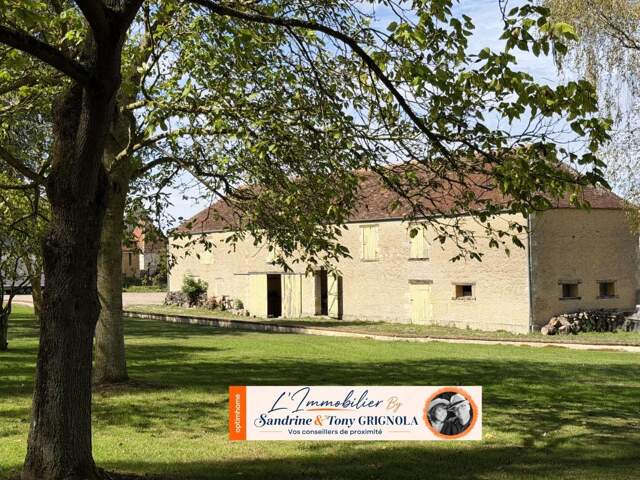 Belle propriété normande de caractère avec parc arboré de plus 3 500 m² et majestueuse bâtisse en pierre de Caen - Idéal projet gîtes, chambres d'hôtes ou vaste demeure familiale — photo du bien