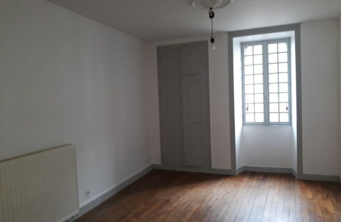 Appartement de 75m2 à louer sur Brantôme en Périgord — photo 2