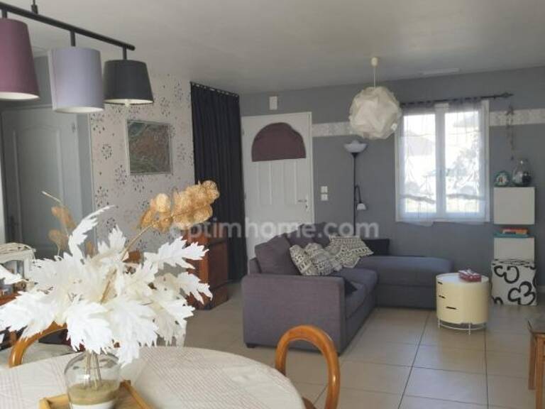 OFFRE ACCEPTEE !! Charente, Châteauneuf, à Birac, maison plain-pied 93 m², 4 chambres, terrain de 1360 m² — photo 1