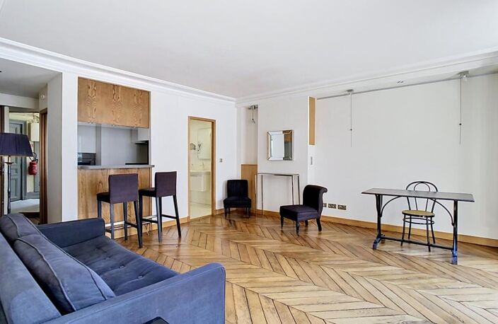 Quartier GAILLON - T2 de 50 m² au 5ème étage AVEC ascenseur + débarras sur le palier + cave au sous-sol — photo 2