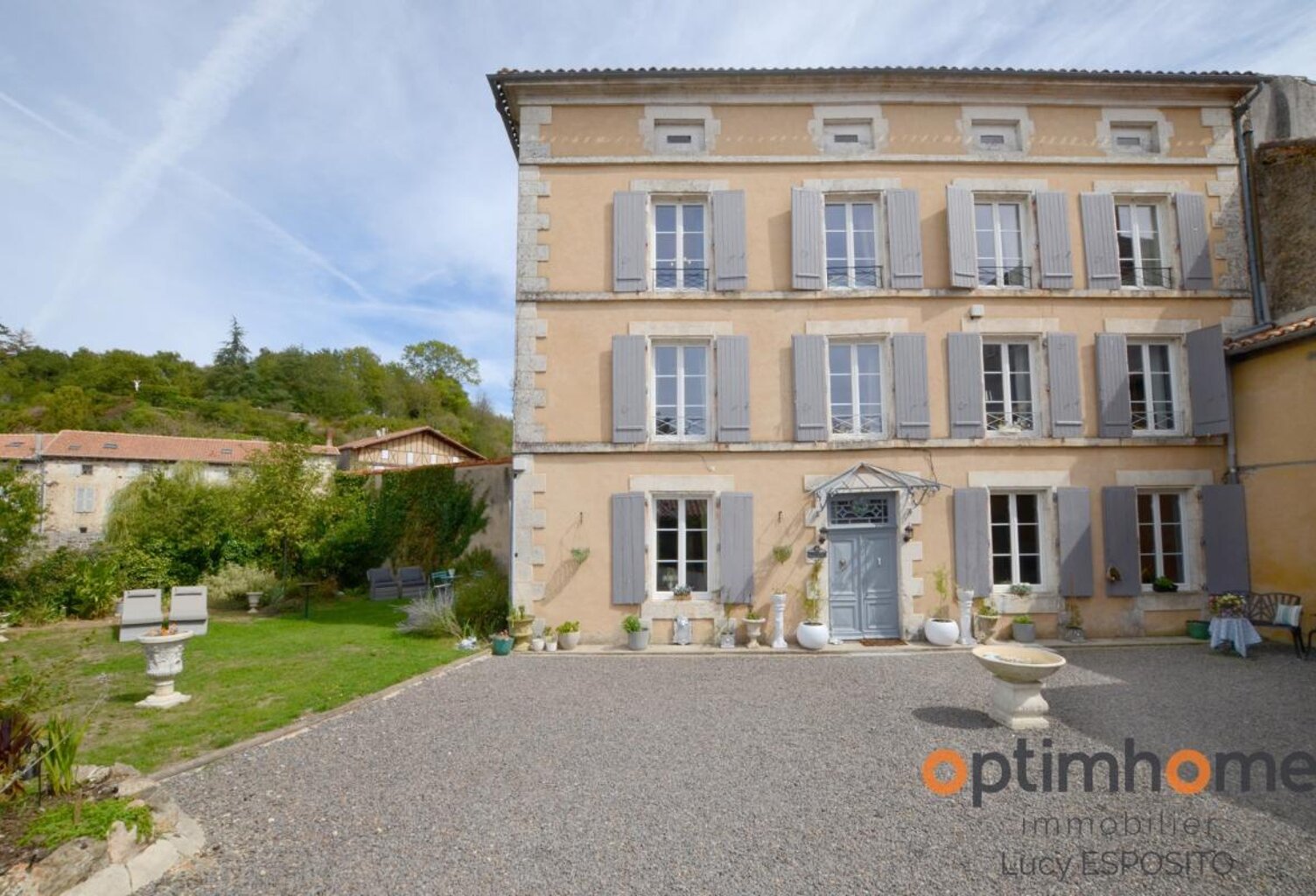 🏡 Maison de caractère du XIXᵉ siècle au cœur de Confolens — photo 1