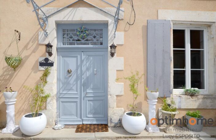 🏡 Maison de caractère du XIXᵉ siècle au cœur de Confolens — photo 2