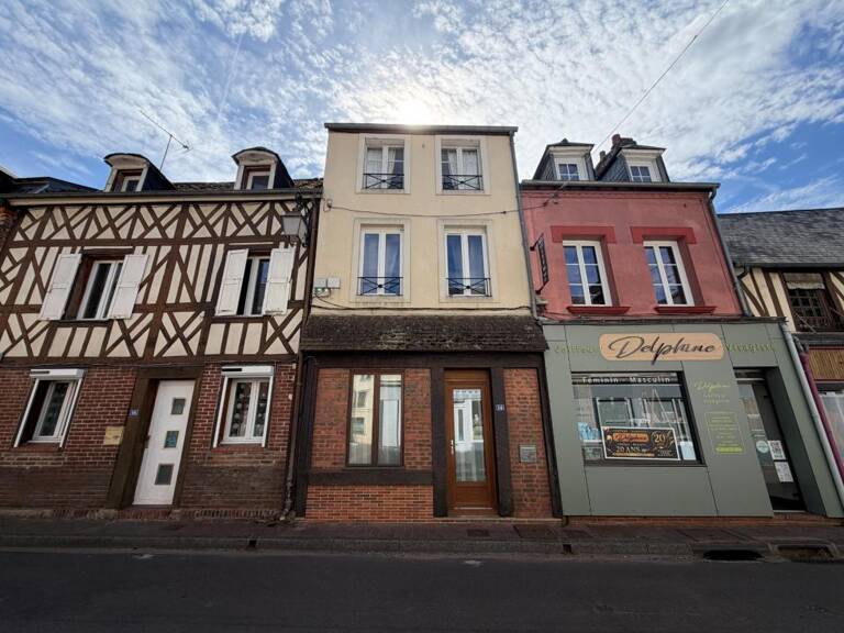 Maison 104 m² – 2 chambres et espaces aménageables – BROGLIE — photo 1