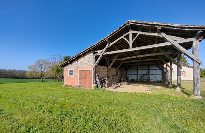 Située à MIRAMONT LATOUR, maison à rénover avec vue panoramique — photo 5