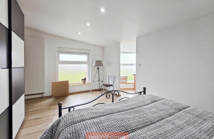 Longère rénovée 226 m² – 5 chambres – semi plain-pied – garage 70 m² – jardin plein sud — photo 4