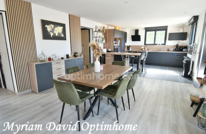 Maison rénovée 128 m² – 5 chambres – Sous-sol complet – Proche centre-ville de Rostrenen — photo 4