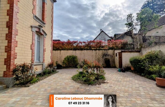 Demeure de charme XIXe (155 m² + 42 m² de combles), carreaux de ciment, parquets point de Hongrie et jardin plein Sud — Bellême — photo 5