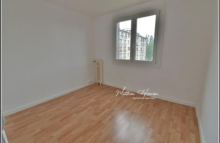 ÉVREUX – PROCHE GARE ET QUARTIER NAVARRE – POSSIBLE INVESTISSEMENT EN COLLOCATION ! — photo 5
