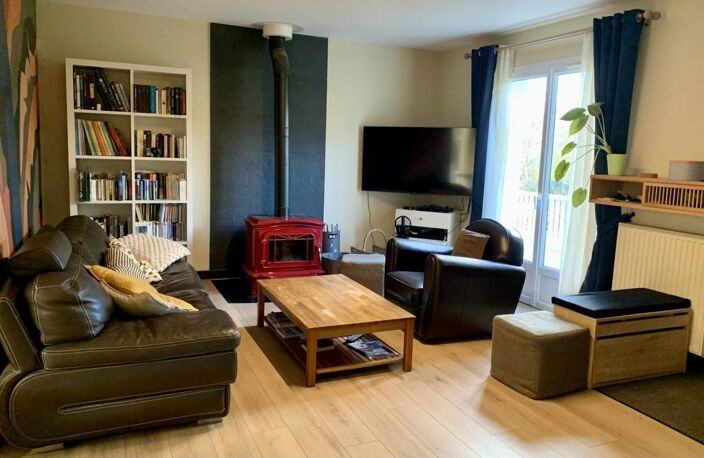 Maison familiale 4 chambres, 1 bureau, jardin et garage — photo 4