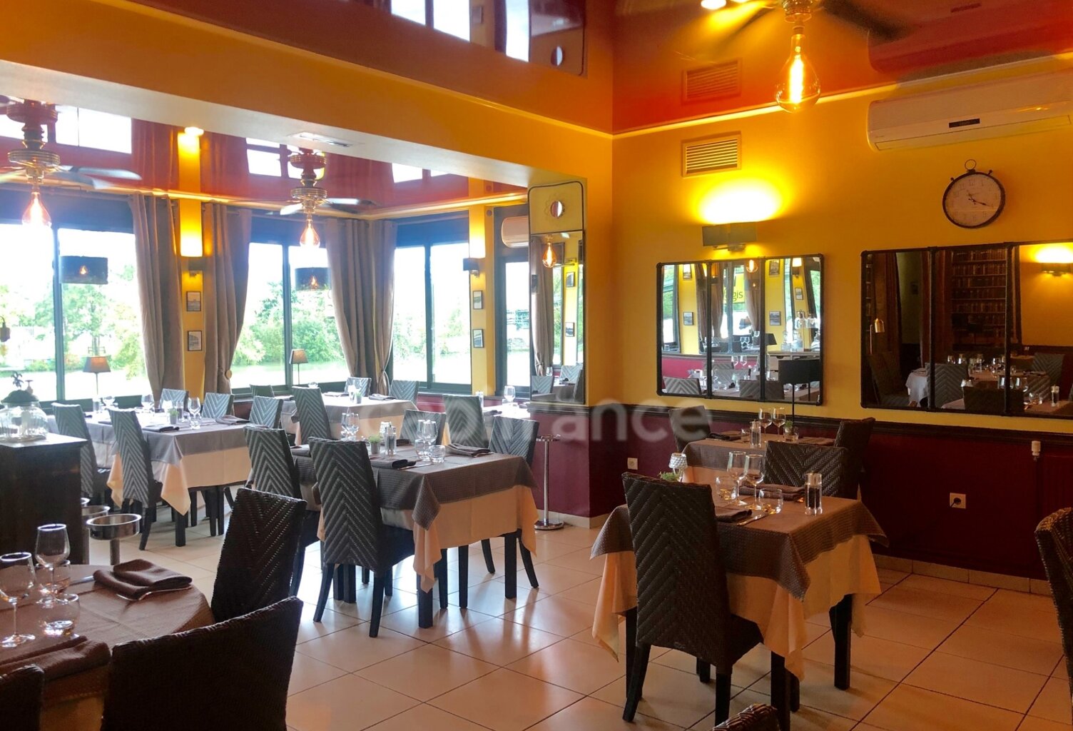 Dpt Oise (60),  A VENDRE - FOND DE COMMERCE HÔTEL - RESTAURANT - LICENCE IV — photo 1
