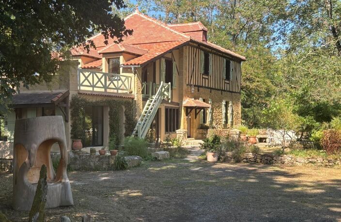 MARCIAC(32) proche: AUTHENTIQUE MOULIN SEIGNEURIAL d'EXCEPTION  des XIV-XVIIIs, caché, avec son bief baignable, 1.5 HECTARE, élégante rénovation, meublé, tennis, RARE — photo 5