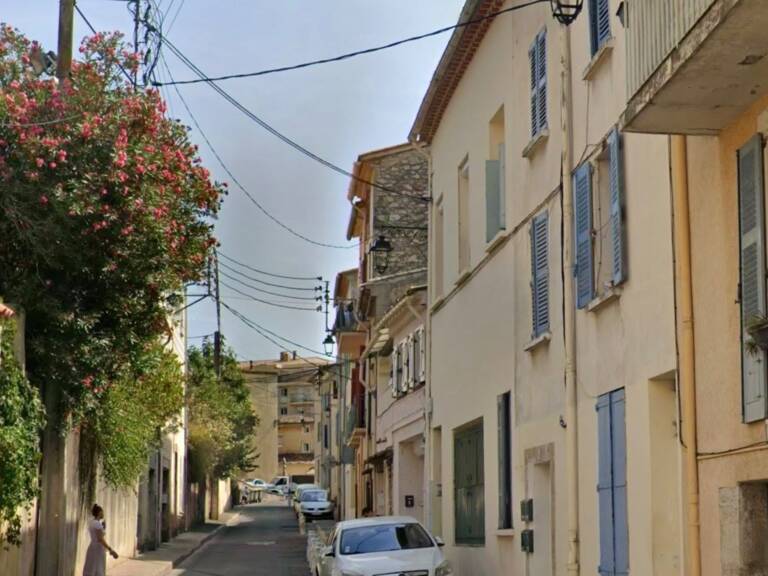 DRAGUIGNAN CENTRE-VILLE — Immeuble de rapport à fort potentiel (439 m²) — photo 1