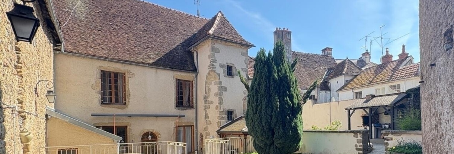 Maison 7 Pièces 151 m² à vendre à Arnay-le-Duc (21230)
