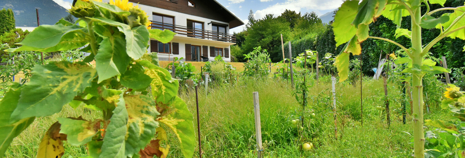 Maison 10 Pièces 260 m² à vendre à Guillestre (05600)
