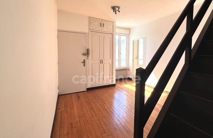 Appartement à vendre 4 pièces REIMS (51) — photo 2