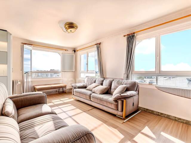 Appartement à vendre T4/T5 pièces PARIS 20EME ARRONDISSEMENT (75) en étage élevé avec vue panoramique — photo du bien