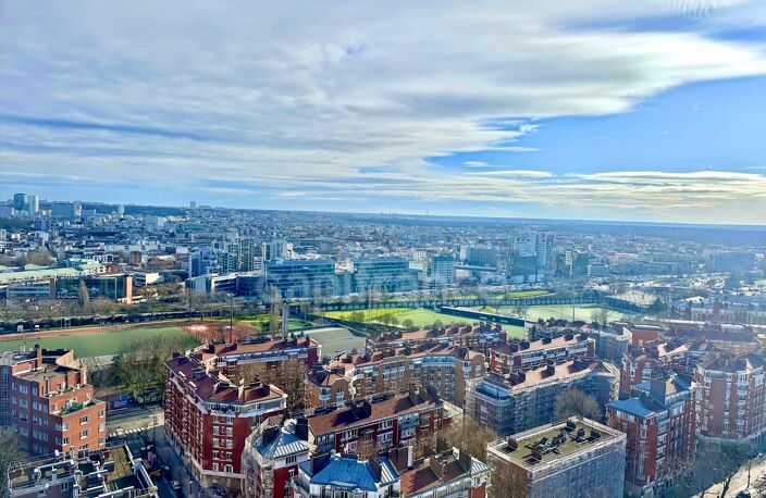 Appartement à vendre T4/T5 pièces PARIS 20EME ARRONDISSEMENT (75) en étage élevé avec vue panoramique — photo 3