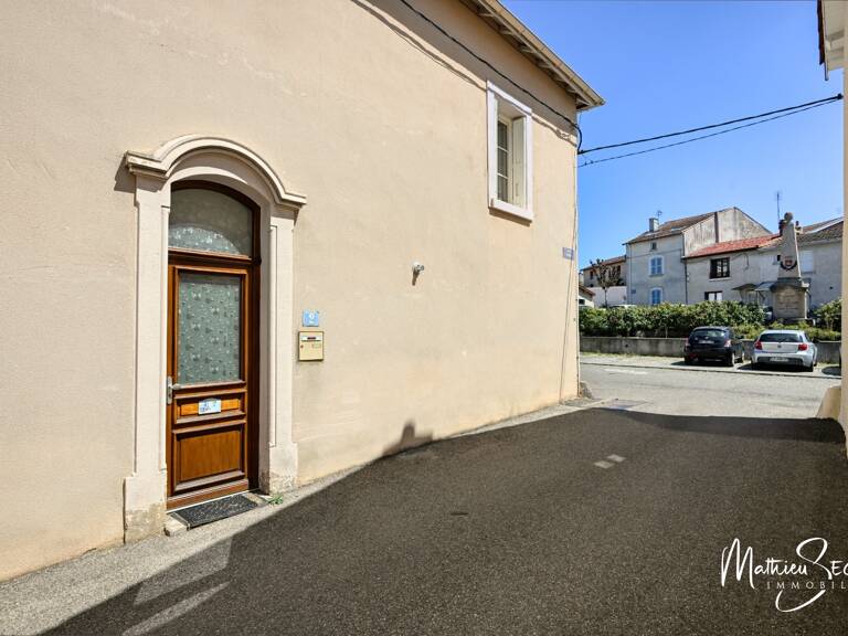 Appartement T4 avec garage vendu loué à CHAZELLES SUR LYON (42) — photo 1