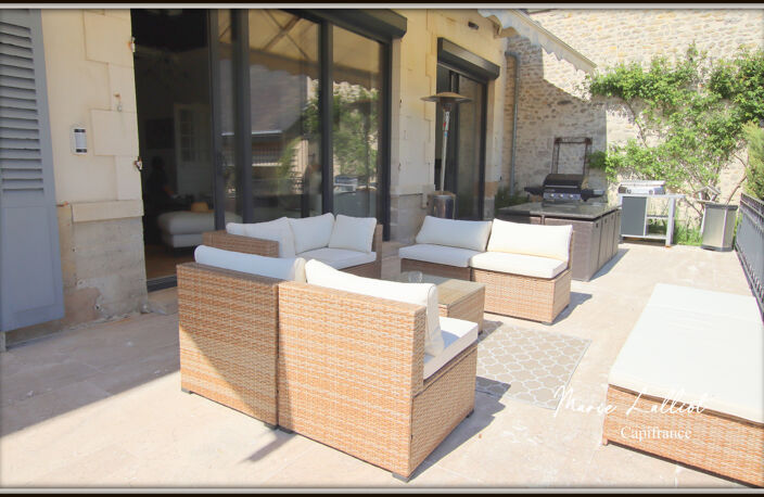 Maison à vendre 11 pièces PITHIVIERS (45), 370m², 5 chambres, séjour 45m², piscine, garage, parc arboré de 2500m², sous-sol — photo 2