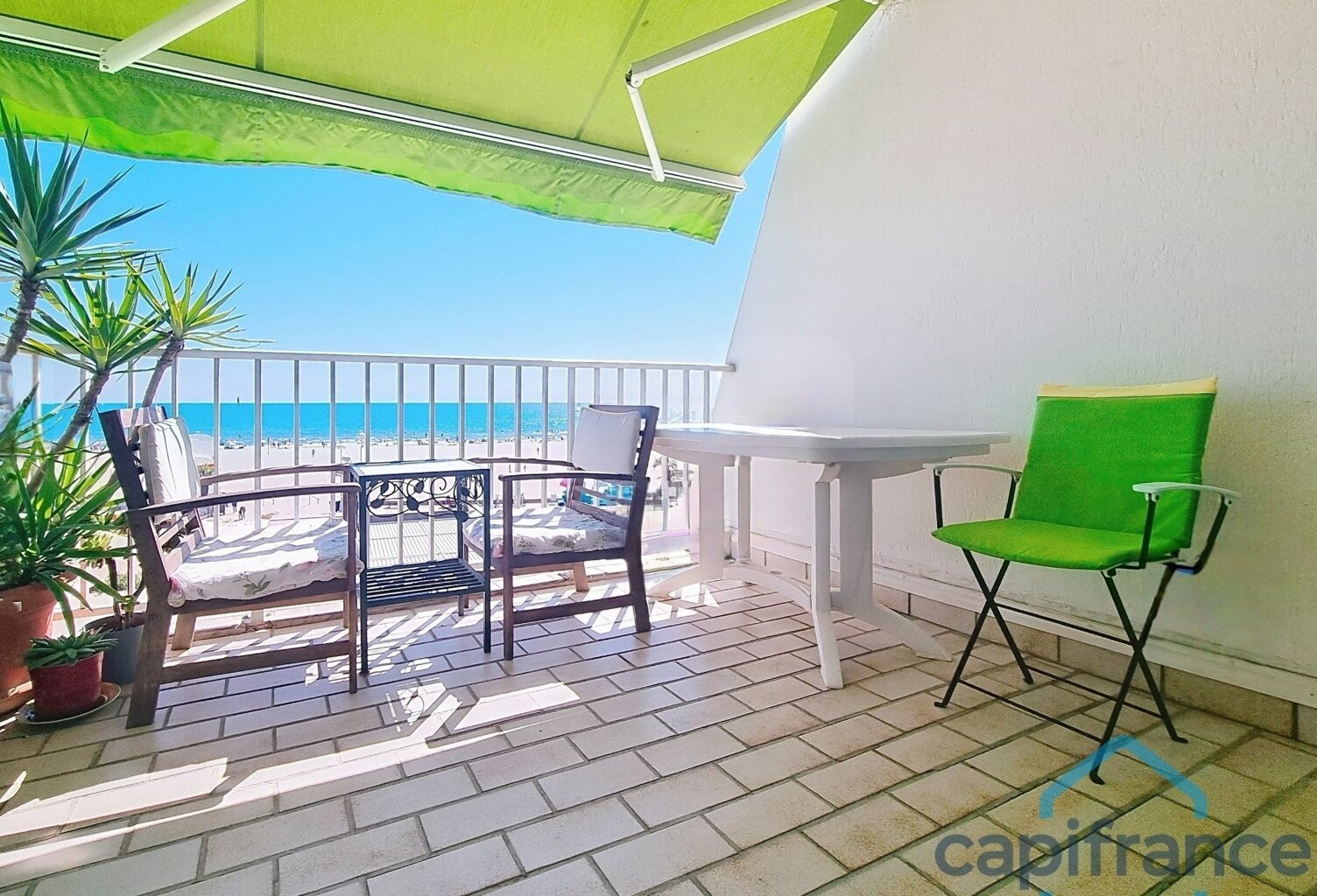 Appartement VUE MER en 1ère ligne, T2 rénové de 39m² + Terrasse 8m² - Dernier étage - La GRANDE-MOTTE (34) — photo 1