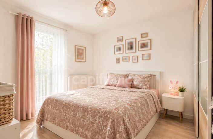FLEURY MEROGIS, RUE DE LA COULÉE VERTE, APPARTEMENT T3 63 M² AVEC GRAND BALCON ET DEUX STATIONNEMENTS EN SOUS-SOL — photo 3