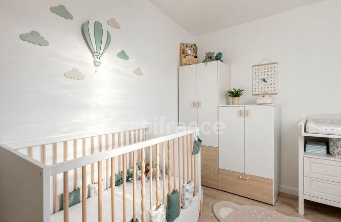 FLEURY MEROGIS, RUE DE LA COULÉE VERTE, APPARTEMENT T3 63 M² AVEC GRAND BALCON ET DEUX STATIONNEMENTS EN SOUS-SOL — photo 4