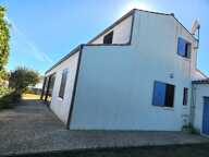 Dpt Charente Maritime (17), Ile d'Oléron,  Maison à vendre 5 pièces, 100 m²habitables, terrain 500 m², LA BREE LES BAINS (17) — photo 2