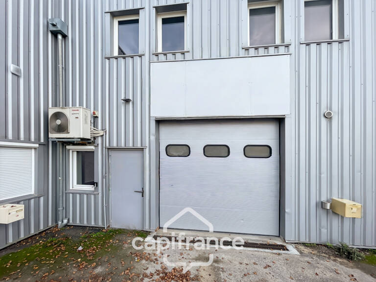LOCAL – BUREAUX – ENTREPÔT 321 m² – QUETIGNY (21800) — photo 1