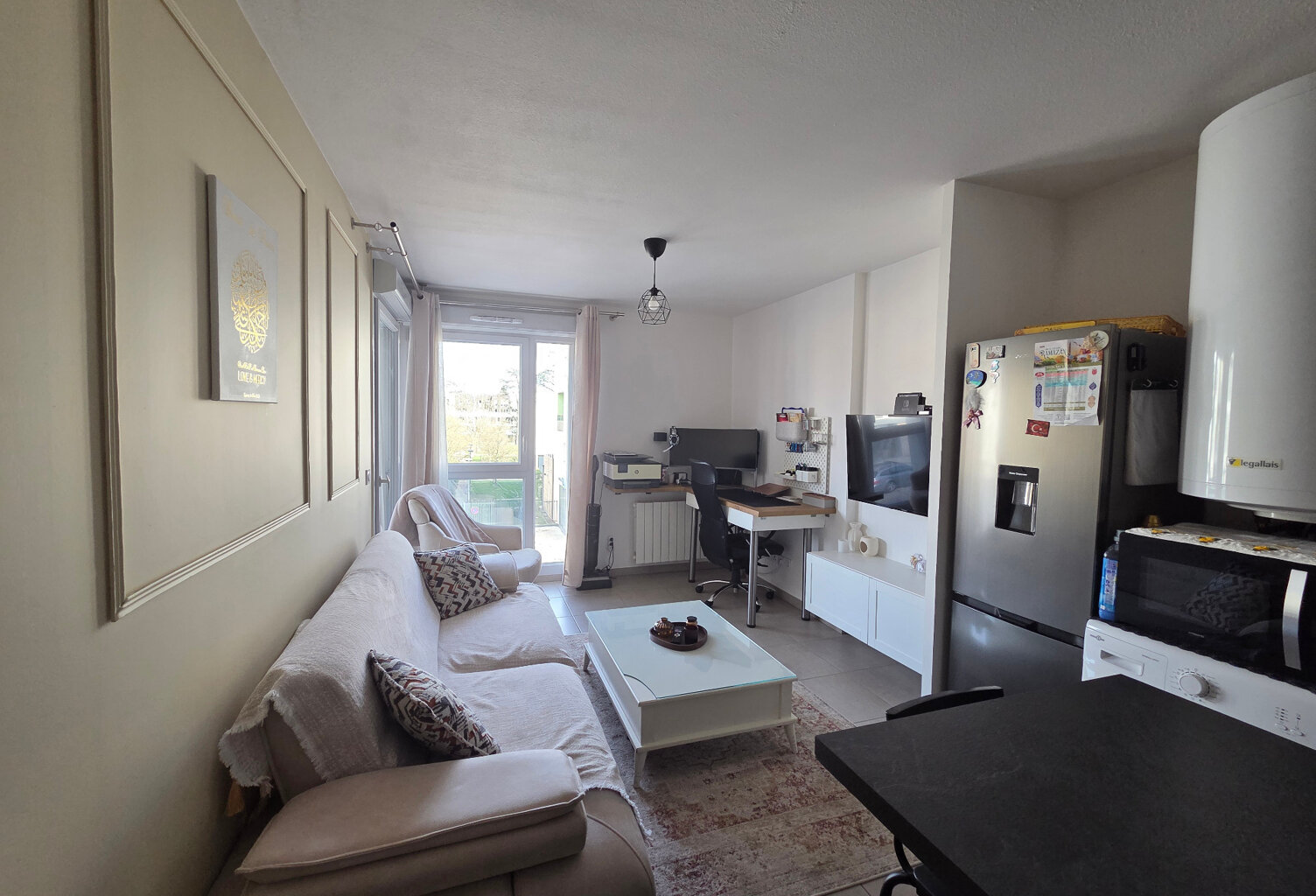 Appartement à vendre 2 pièces MEYZIEU (69) — photo 1