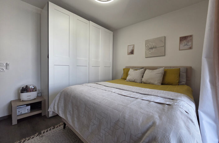 Appartement à vendre 2 pièces MEYZIEU (69) — photo 3