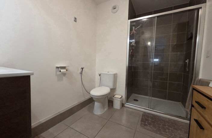 Appartement à vendre 2 pièces MEYZIEU (69) — photo 5