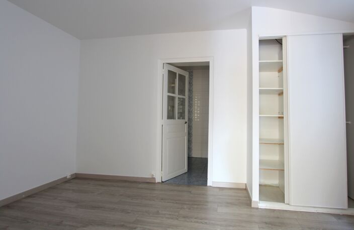 Appartement à vendre 3 pièces BILLERE (64) — photo 3