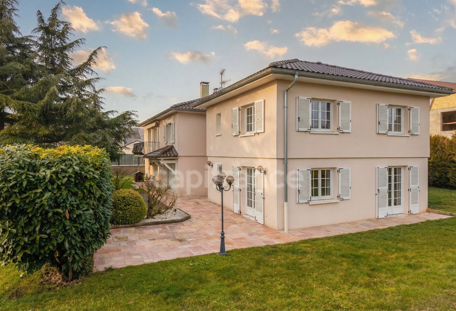 Maison à vendre 3 pièces CROZET (01) — photo 1