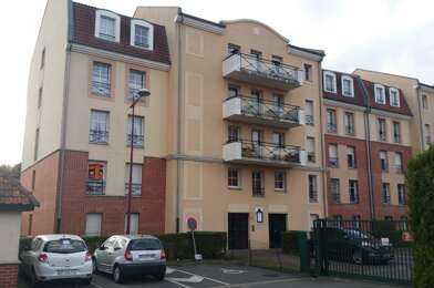 Appartement 3 pièces 925 €