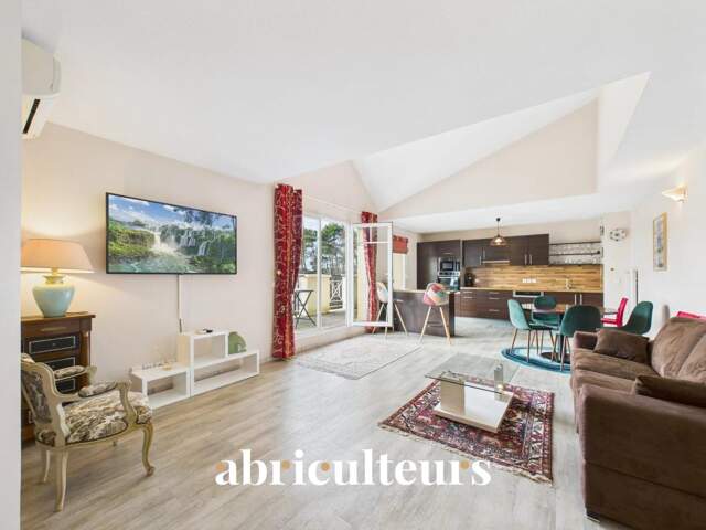Appartement T4 lumineux – Dernier étage et Grande terrasse  en vente à Gujan-Mestras (33470) — photo du bien