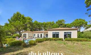 Maison 4 Pièces 186 m² à vendre à Bagnols-en-Forêt (83600)