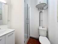 Studio meublé 17,38m²  - À Louer - Avignon Intra-Muros, disponible au 30/09 — photo 3
