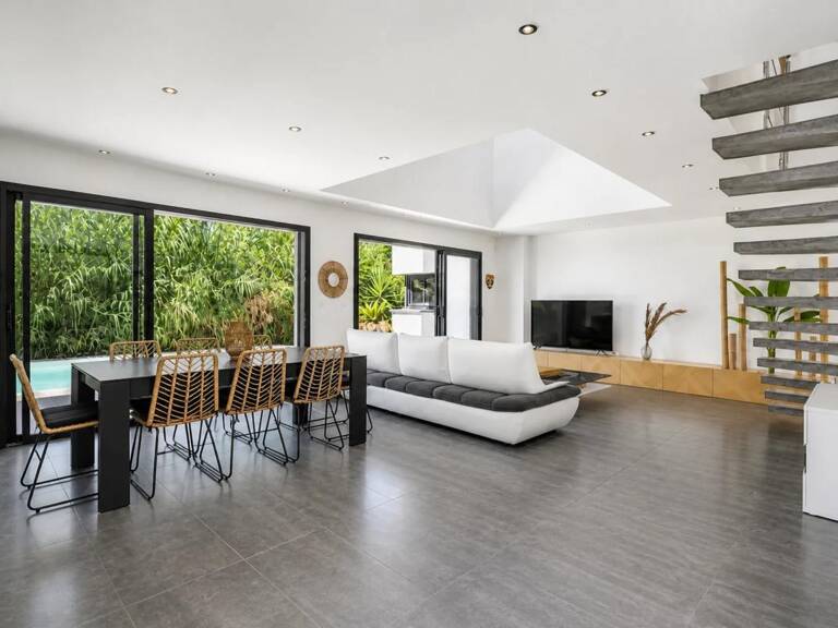Maison de 6 pièces de 179 m² à Vauvert — photo 1