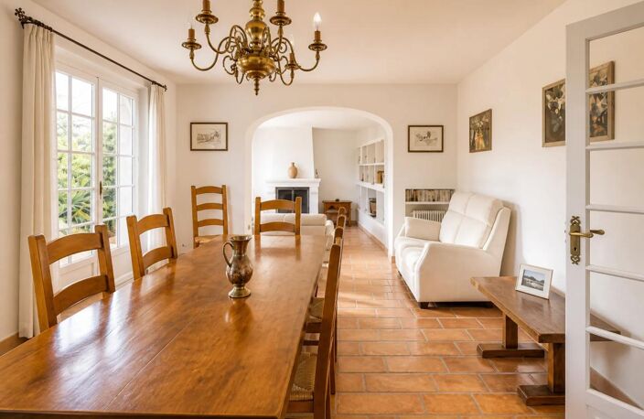 Maison de 6 pièces de 160 m² à Le Bar-sur-Loup — photo 4