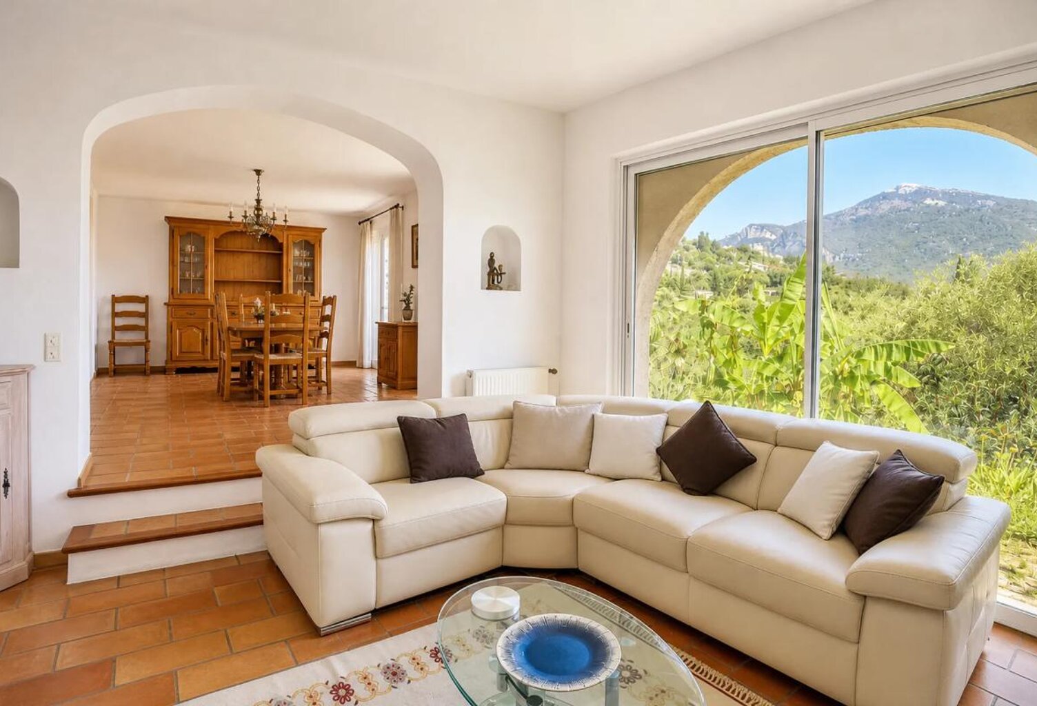 Maison de 6 pièces de 160 m² à Le Bar-sur-Loup — photo 1