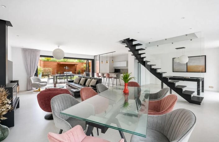 Maison de 6 pièces de 180 m² à Jouars-Pontchartrain — photo 4