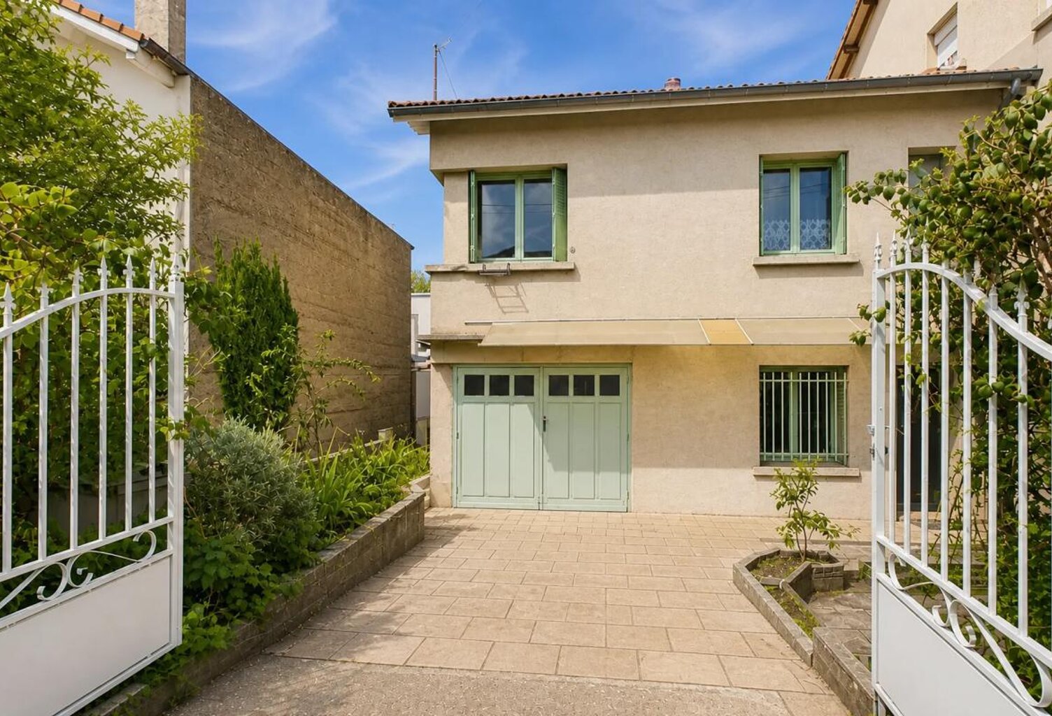 Maison 6 pièces de 120 m² à Valence Chateauvert — photo 1