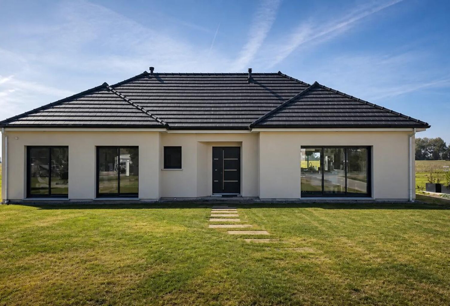 Maison de 5 pièces de 139 m² au Thil — photo 1