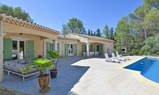 Maison 11 Pièces 235 m² à vendre à Nîmes (30900)